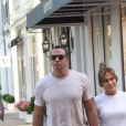 Jennifer Lopez et Alex Rodriguez dans les rues  des Hamptons, le 25 juin 2017