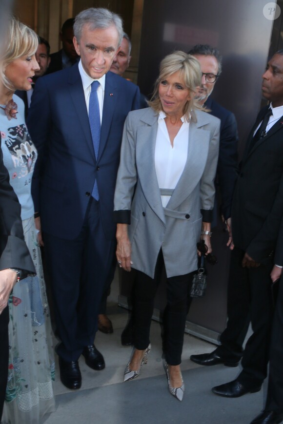 Bernard Arnault et sa femme Hélène Mercier-Arnault, Brigitte Macron (Trogneux) - Sortie du vernissage de l'exposition ''Christian Dior, couturier du rêve'' pour les 70 ans de la maison Christian Dior au Musée des Arts Décoratifs à Paris, le 3 juillet 2017. © CVS/Veeren/Bestimage