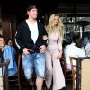 Kim Zolciak et son mari Croy Biermann sont allé déjeuner à Beverly Hills, le 15 octobre 2016