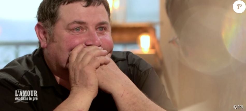Gerard L Amour Est Dans Le Pré Gérard en larmes - L'amour est dans le pré 2017, le 10 juillet 2017 sur
