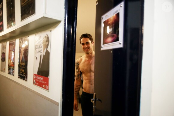 Exclusif - Nicolas Archambault (Tony) - Backstage de la première représentation de la comédie musicale "Saturday Night Fever" au Palais des sports à Paris le 9 février 2017. La comédie musicale sera jouée du 9 février 2017 au 30 avril 2017. © Coadic Guirec - Dominique Jacovides / Bestimage