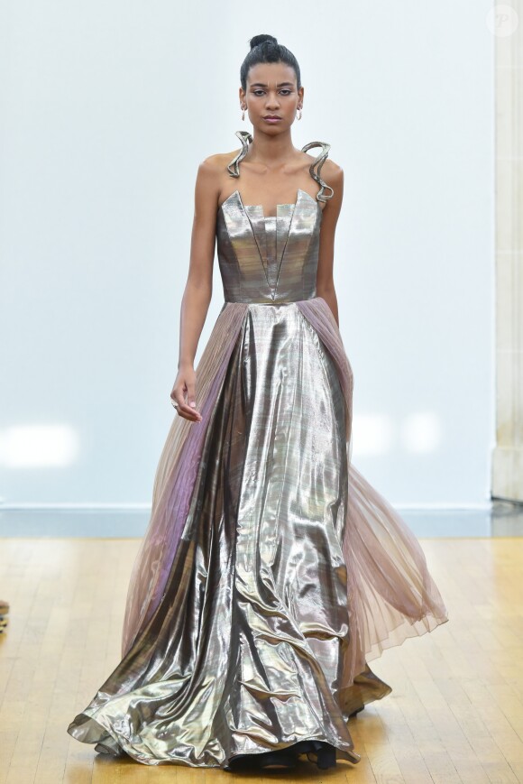 Défilé de mode Gyunel, collection Couture automne-hiver 2017/2018 à Paris, le 5 juillet 2017. © Giancarlo Gorassini / Bestimage