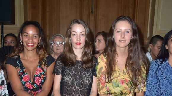 Fashion Week : Juliette Besson et Clémence Rochefort, "filles de" attentives