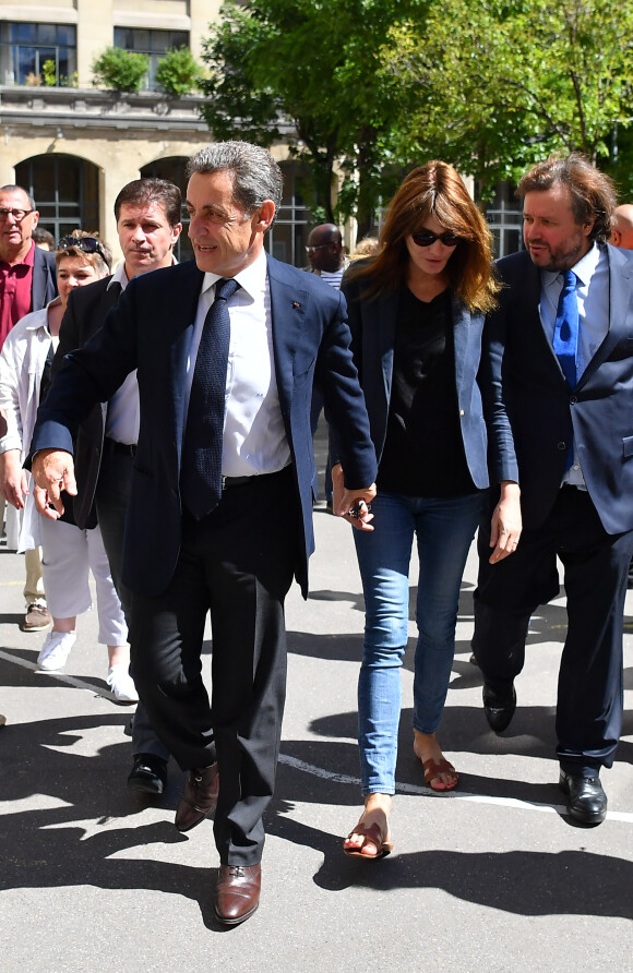 Nicolas Sarkozy et Carla Bruni Sarkozy à Paris, le 11 juin 2017.