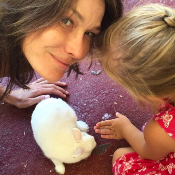 Photo de Carla Bruni et sa fille Giulia. Avril 2017.