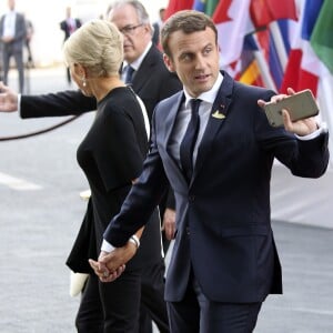 Le président français Emmanuel Macron et sa femme Brigitte Macron arrivent au concert de la Neuvième Symphonie de Beethoven à l'Elbphilharmonie de Hamburg, Allemagne, le 7 juillet 2017. © Future-Image/Zuma Press/Bestimage