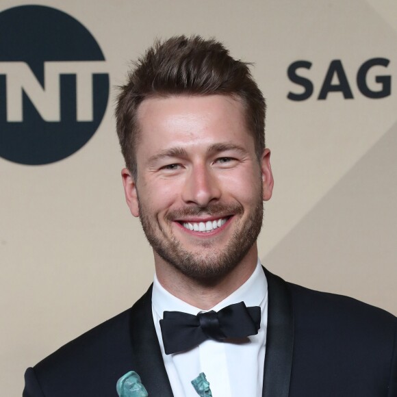Glen Powell en press room de la 23ème soirée annuelle Screen Actors Guild Awards (SAG Awards) au Shrine Hall à Los Angeles, le 29 janvier 2017.