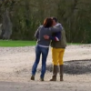 Gwladys embrasse Pierre-Emmanuel - "L'amour est dans le pré 2017" sur M6. le 17 juillet 2017.