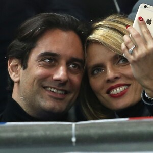 Sylvie Tellier et son compagnon Laurent au match de football France - Russie au Stade de France à Saint-Denis le 29 mars 2016. © Cyril Moreau/Bestimage