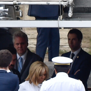 Brigitte Macron et Mélania Trump vont prendre un bateau pour faire une promenade sur la Seine à Paris, le 13 juillet 2014.