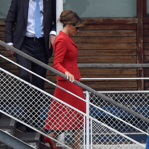 Brigitte Macron et Mélania Trump vont prendre un bateau pour faire une promenade sur la Seine à Paris, le 13 juillet 2014.