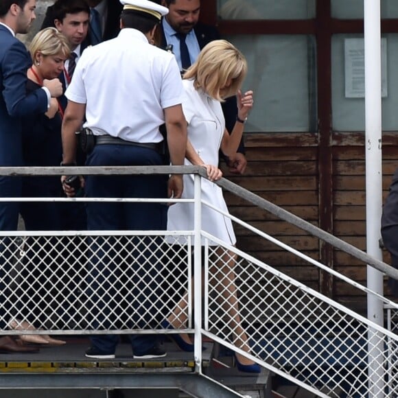 Brigitte Macron et Mélania Trump vont prendre un bateau pour faire une promenade sur la Seine à Paris, le 13 juillet 2014.