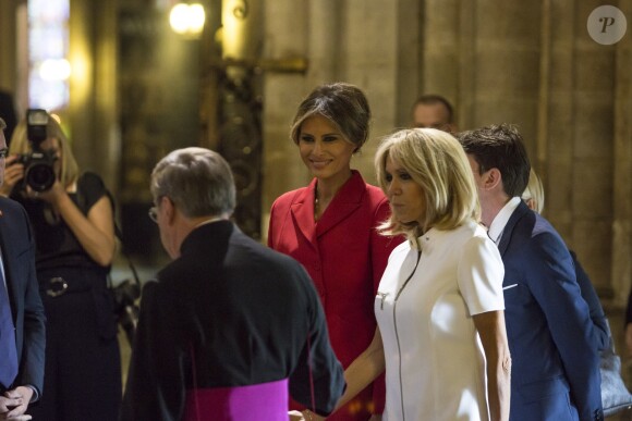Les premières dames Melania Trump et Brigitte Macron visitent la cathédrale  Notre Dame le 13 juillet 2017 à Paris, France. Romain Beurrier/Pool/ABACAPRESS.COM13/07/2017 -