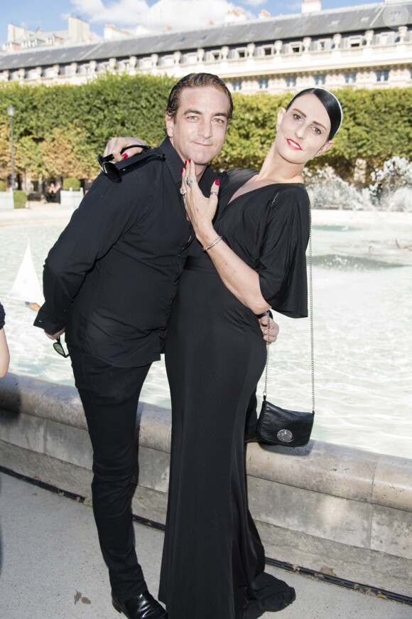 Ludovic Chancel (fils de Sheila) et sa compagne Sylvie Ortega Munos - Présentation Petit Bateau x Marie-Agnès Gillot dans le bassin du jardin du Palais Royal à Paris, France, le 3 juillet 2017.
