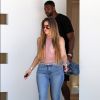 Khloe Kardashian et son petit ami Tristan Thompson sortent de leur maison à Los Angeles le 19 juillet 2017