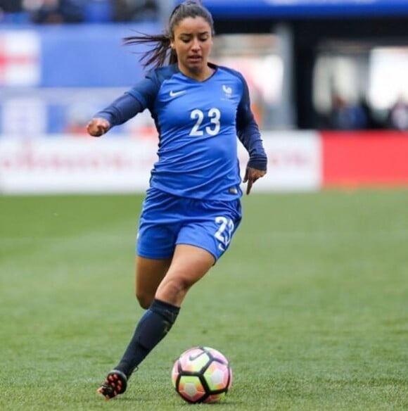 Sakina Karchaoui, membre de l'équipe de France féminine de football. Instagram, 30 mai 2017.