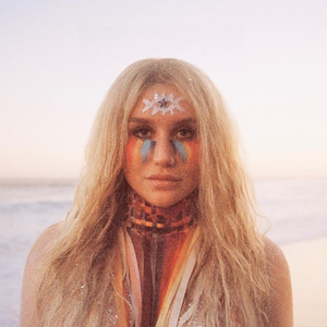 Kesha assure la promotion de son album Rainbow sur Instagram, au début du mois de juillet 2017