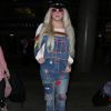 Kesha arrive à l'aéroport de Los Angeles (LAX), le 5 juillet 2017. © CPA/Bestimage