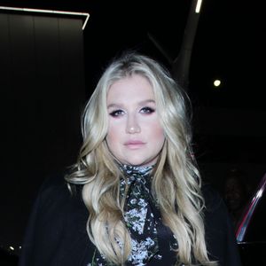 Kesha arrive à l'aéroport de LAX à Los Angeles, le 22 mars 2017 Kesha seen at LAX airport in Los Angeles. 22 March 2017.22/03/2017 - Los Angeles