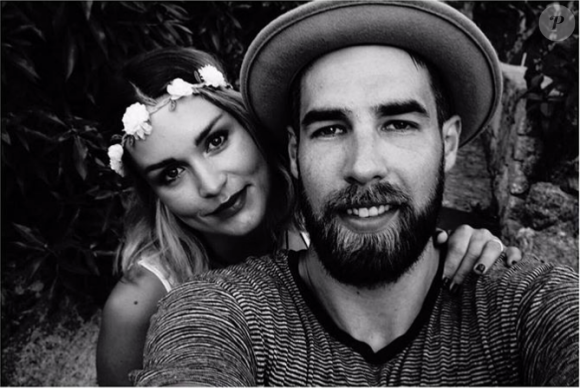 Jeny Priez et Luka Karabatic, ici lors de leurs vacances en juillet 2017, attendent leur premier enfant, une petite fille. Photo Instagram Jeny Priez.