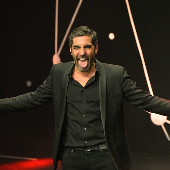 Exlcusif - Ary Abittan sur la scène de la Cigale lors de son nouveau spectacle "My story" à Pari le 4 mars 2017. © Coadic Guirec/Bestimage