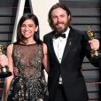 Floriana Lima et Casey Affleck avec son Oscar, à Los Angeles, le 26 février2017.