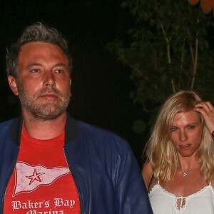 Ben Affleck et sa compagne Lindsay Shookus ont passé la soirée au iO Theater & Comedy Club à Hollywood, le 1er août 2017