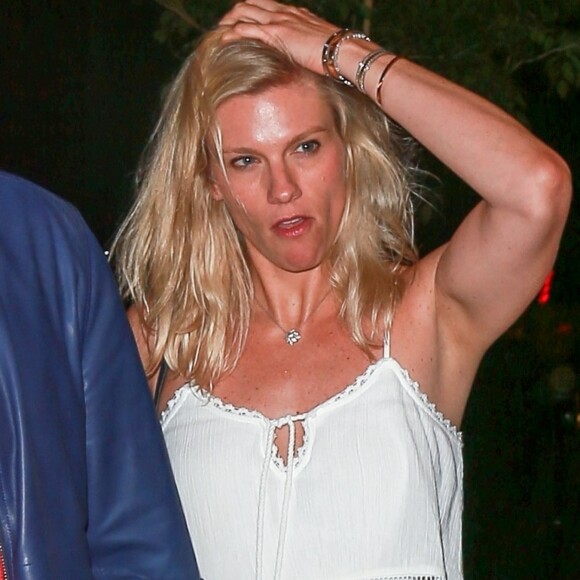 Ben Affleck et sa compagne Lindsay Shookus ont passé la soirée au iO Theater & Comedy Club à Hollywood, le 1er août 2017