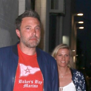 Ben Affleck et sa compagne Lindsay Shookus ont passé la soirée au iO Theater & Comedy Club à Hollywood, le 1er août 2017