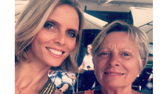 Sylvie Tellier avec sa maman Annick : Un joli cliché depuis les Sables-d'Olonne