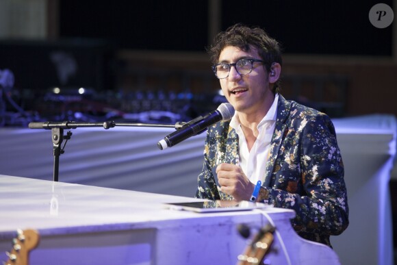 Exclusif - Vincent Vinel (The Voice 6) - Concert Enfant Star & Match à la pinède Gould à Juan Les Pins, France, le 8 juillet 2017. © JLPPA/Bestimage