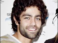Adrian Grenier, trop craquant et... bien entouré pour la Fashion Week danoise !