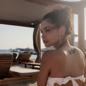 Nabilla et Thomas Vergara toujours aussi amoureux lors de leurs vacances à Mykonos, en Grèce, en août 2017.