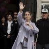 Céline Dion quitte l'hôtel Royal Monceau avec ses jumeaux Eddy et Nelson, pour prendre un jet privé au Bourget le 10 août 2017.