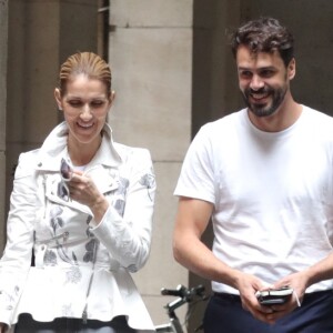 Exclusif - Céline Dion fait du shopping à Paris le 26 juillet 2017.