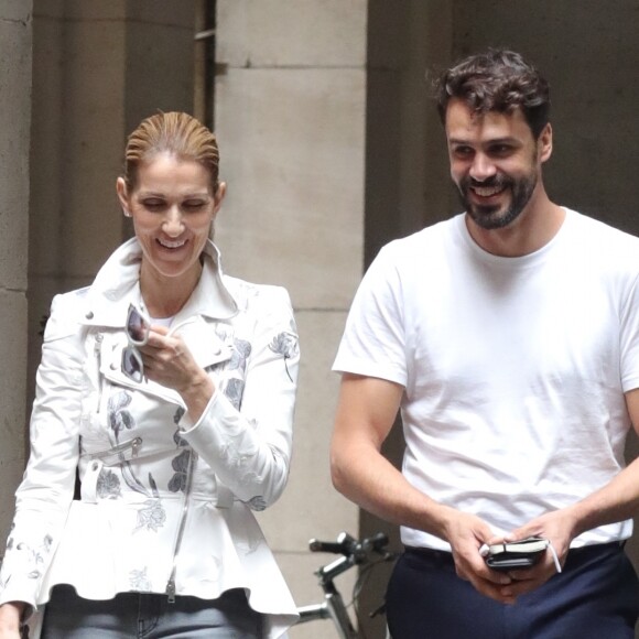Exclusif - Céline Dion fait du shopping à Paris le 26 juillet 2017.