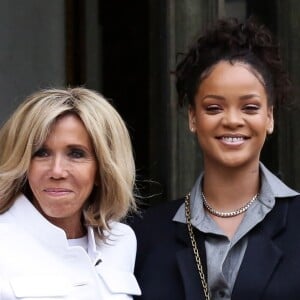 La chanteuse Rihanna est reçue par Brigitte Macron (Trogneux) au palais de l'Elysée à Paris, le 26 juillet 2017, venue pour un entretien avec le président de la République. © Stéphane Lemouton / Bestimage