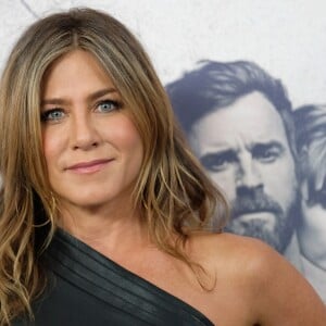 Jennifer Aniston à la première de la saison 3 de ''The Leftovers au Avalon Hollywood à Hollywood, le 4 avril 2017 © Chris Delmas/Bestimage