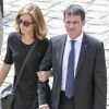 Manuel Valls et sa femme Anne Gravoin - Hommage national à Simone Veil (femme politique et rescapée de la Shoah) dans la cour d'Honneur des Invalides à Paris, France, le 5 juillet 2017. Simone Veil reposera avec son mari au Panthéon. © Pierre Perusseau/Bestimage