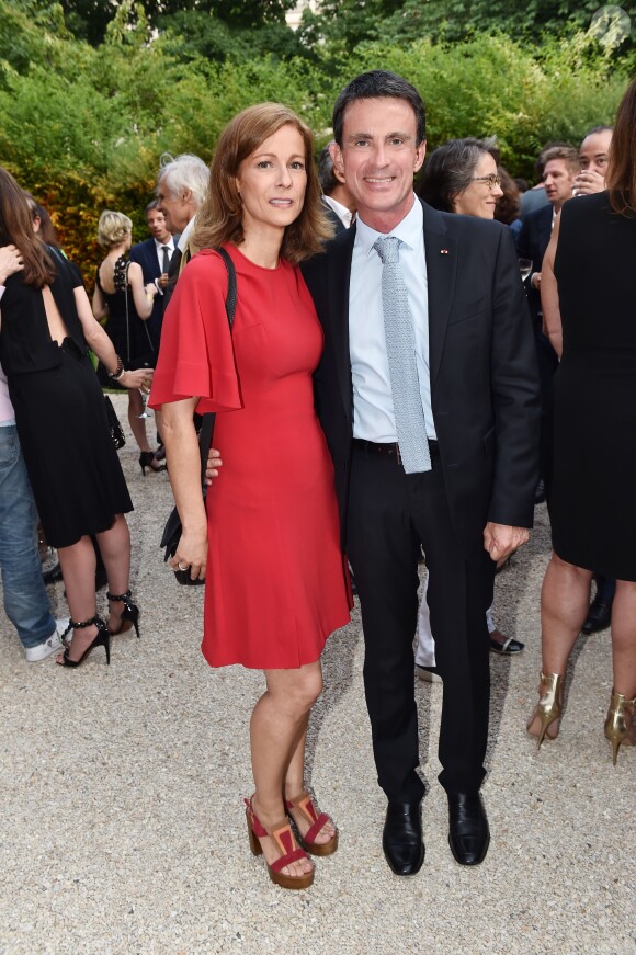 Exclusif - Manuel Valls et sa femme Anne Gravoin - B. Patou fête ses 40ans à l'hôtel particulier Salomon de Rothschild à Paris, France, le 22 juin 2017. © Rachid Bellak/Bestimage
