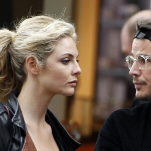 Josh Hartnett et sa compagne Tamsin Egerton font du shopping avec leur fille dans le quartier de Mayfair à Londres, Royaume Uni, le 29 juillet 2016.
