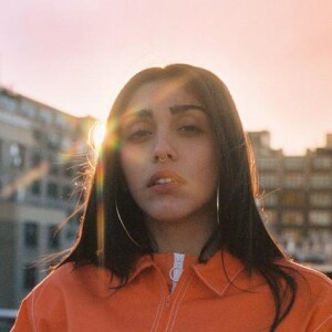 Lourdes Leon - Look book de la collection MadeMe/X-Girl, collaboration des marques MADEME® et X-girl. Photo par Mayan Toledano.