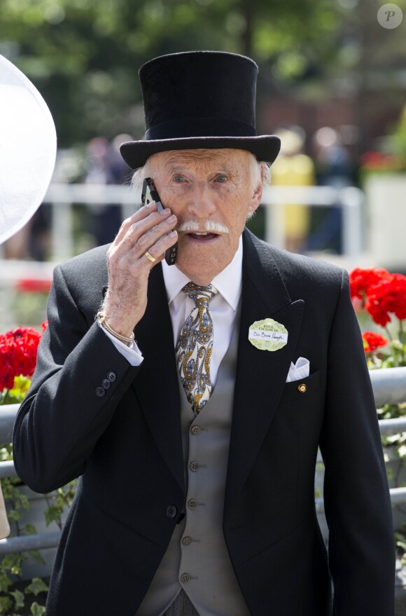 Sir Bruce Forsyth le 16 juin 2015 au Royal Ascot.