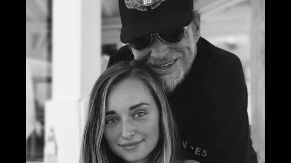 Johnny Hallyday : Moment de tendresse avec sa petite-fille Emma à Saint-Barth'
