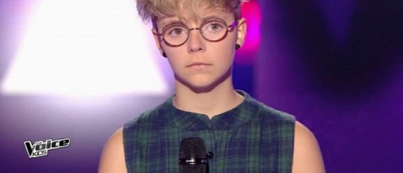 Amandine dans "The Voice Kids 4", seconde soirée des auditions à l'aveugle diffusée le 26 août 2017 sur TF1.