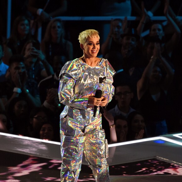 Katy Perry, présentatrice des MTV Video Music Awards 2017 au Forum, à Inglewood. Le 27 août 2017.