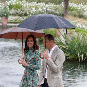 Le prince William, le prince Harry et Kate Middleton ont visité le 30 août 2017, à la veille du 20e anniversaire de la mort de Lady Diana, le Sunken Garden devenu le White Garden dans les jardins du palais de Kensington.