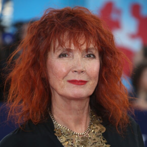 Sabine Azema - Tapis rouge de la cérémonie d' ouverture du 43 ème Festival Américain de Deauville Le 01 Septembre 2017 ©Denis Guignebourg / Agence Bestimage