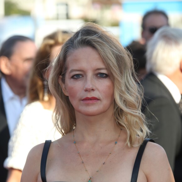 Laure Marsac - Tapis rouge de la cérémonie d' ouverture du 43 ème Festival Américain de Deauville Le 01 Septembre 2017 ©Denis Guignebourg / Agence Bestimage