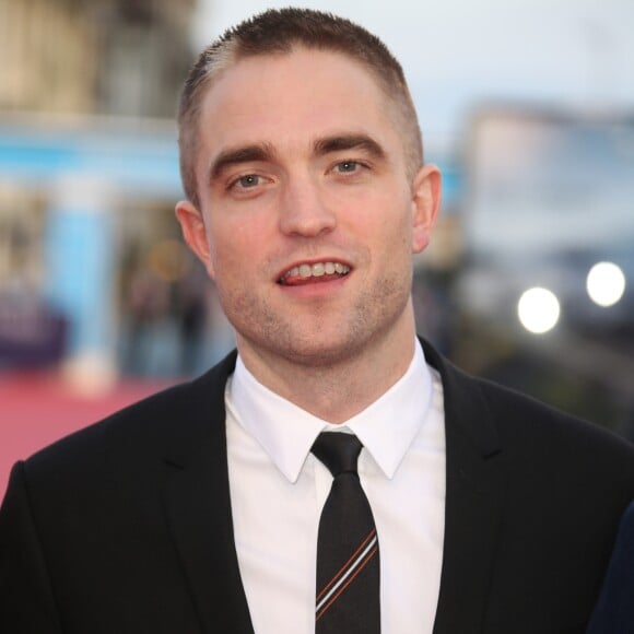 Robert Pattinson - Tapis rouge avant la projection de "Good Time" lors 43ème Festival du Cinema Americain de Deauville le 2 septembre 2017. © Denis Guignebourg/Bestimage